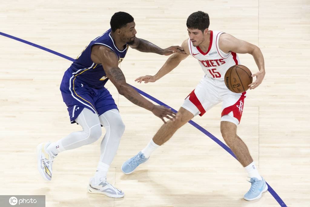 火箭成为历史第16支0-3落后 将比赛拖入G6的球队